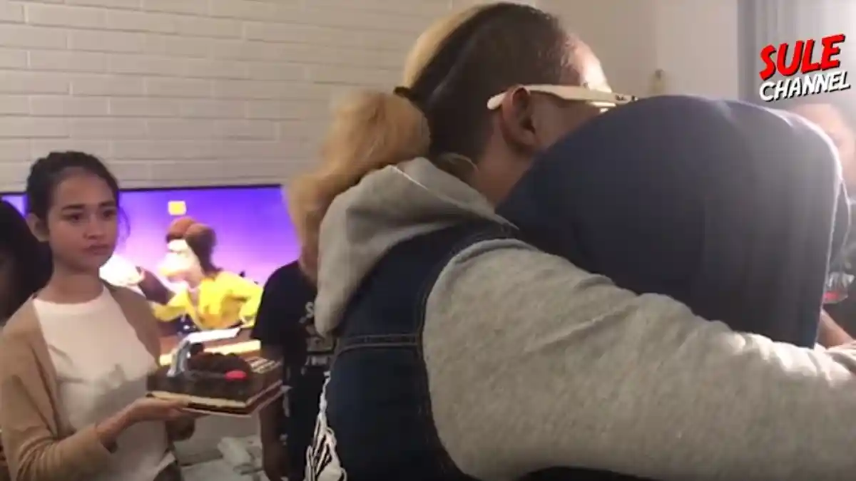 Dikabarkan Berpisah dengan Istri, Sule Justru Bersatu dengan Orang-Orang Tersayangnya Ini!