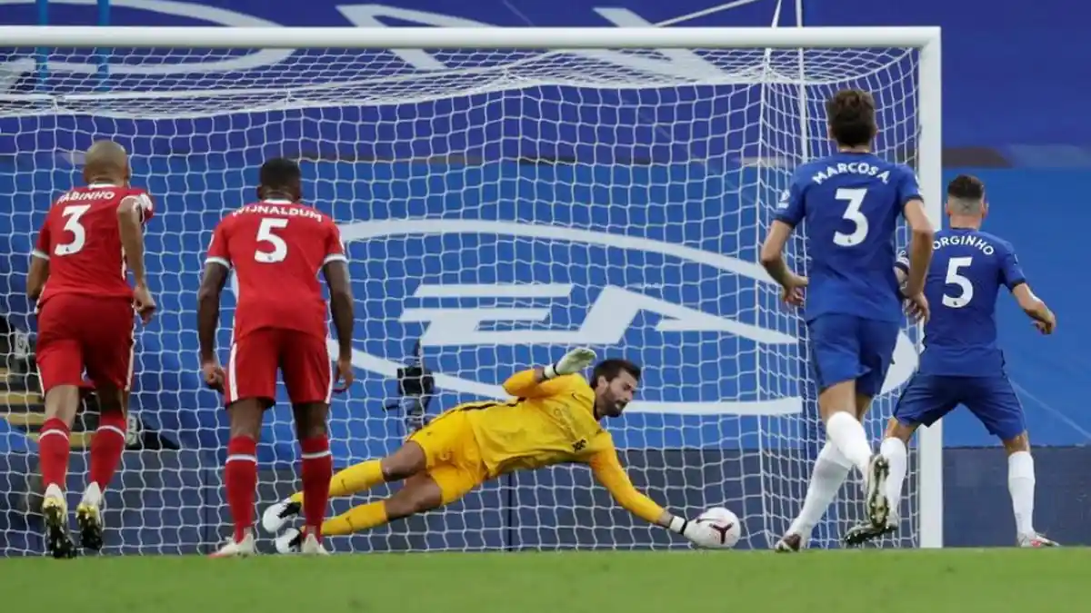 Jadwal Liga Inggris Malam Ini: Liverpool vs Leicester, Fulham vs Everton, dan Leeds vs Arsenal