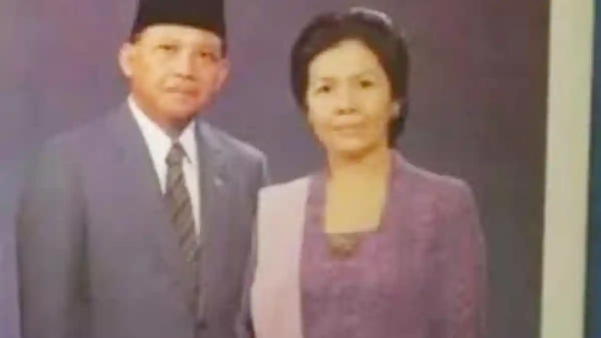 Istri Mantan Wapres Karlinah Umar Wirahadikusumah Meninggal Dunia