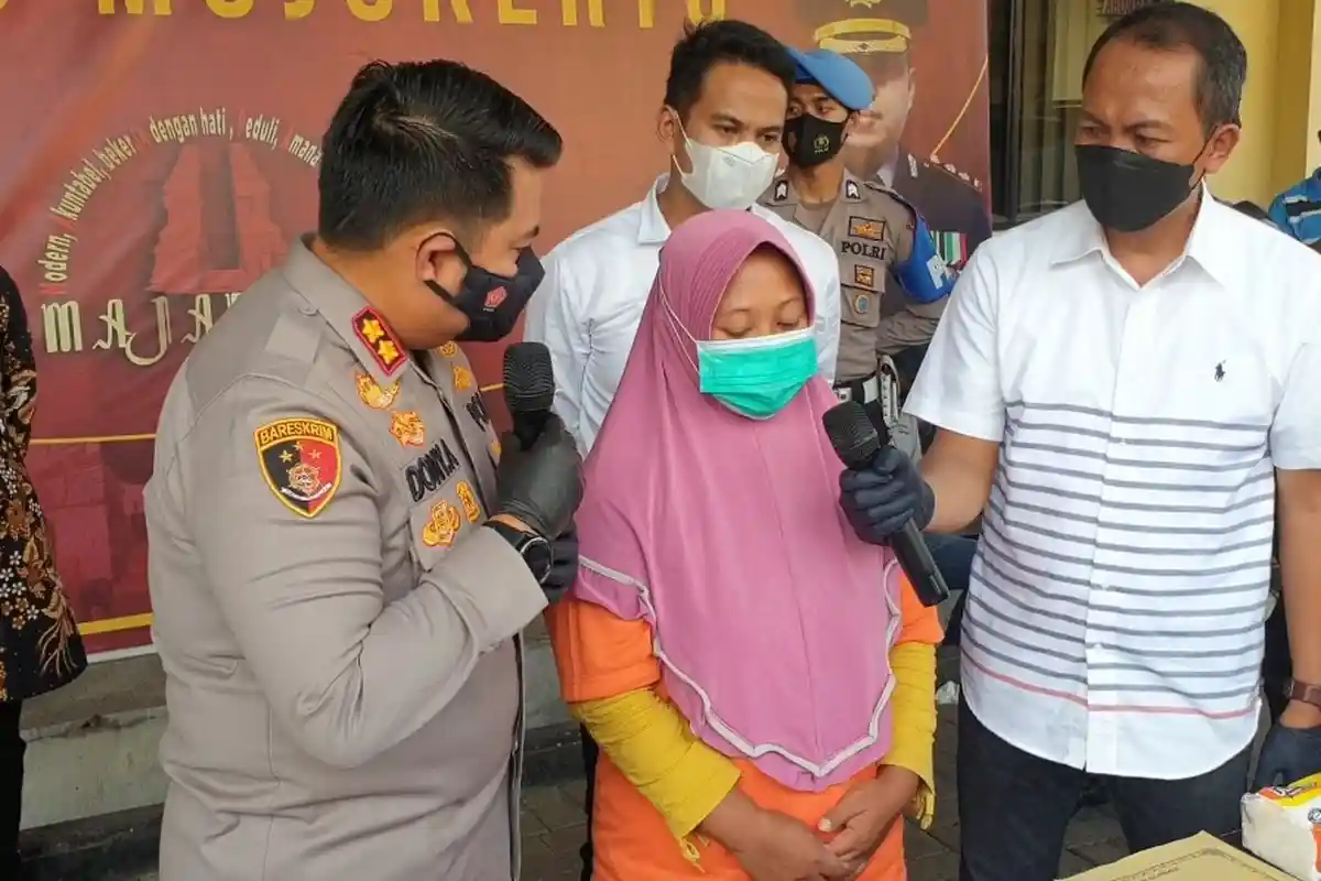 Tersangka Arisan Fiktif Rp 1 M, Menangis Bawa Kabur Uang Anggota Karena Terlilit Utang Segunung