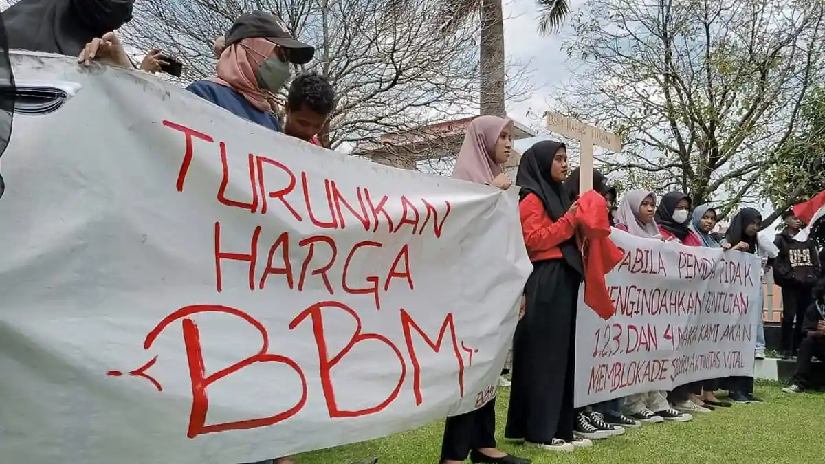 Demonstrasi Tolak Naiknya Harga BBM  di TidoreTerus Berlanjut