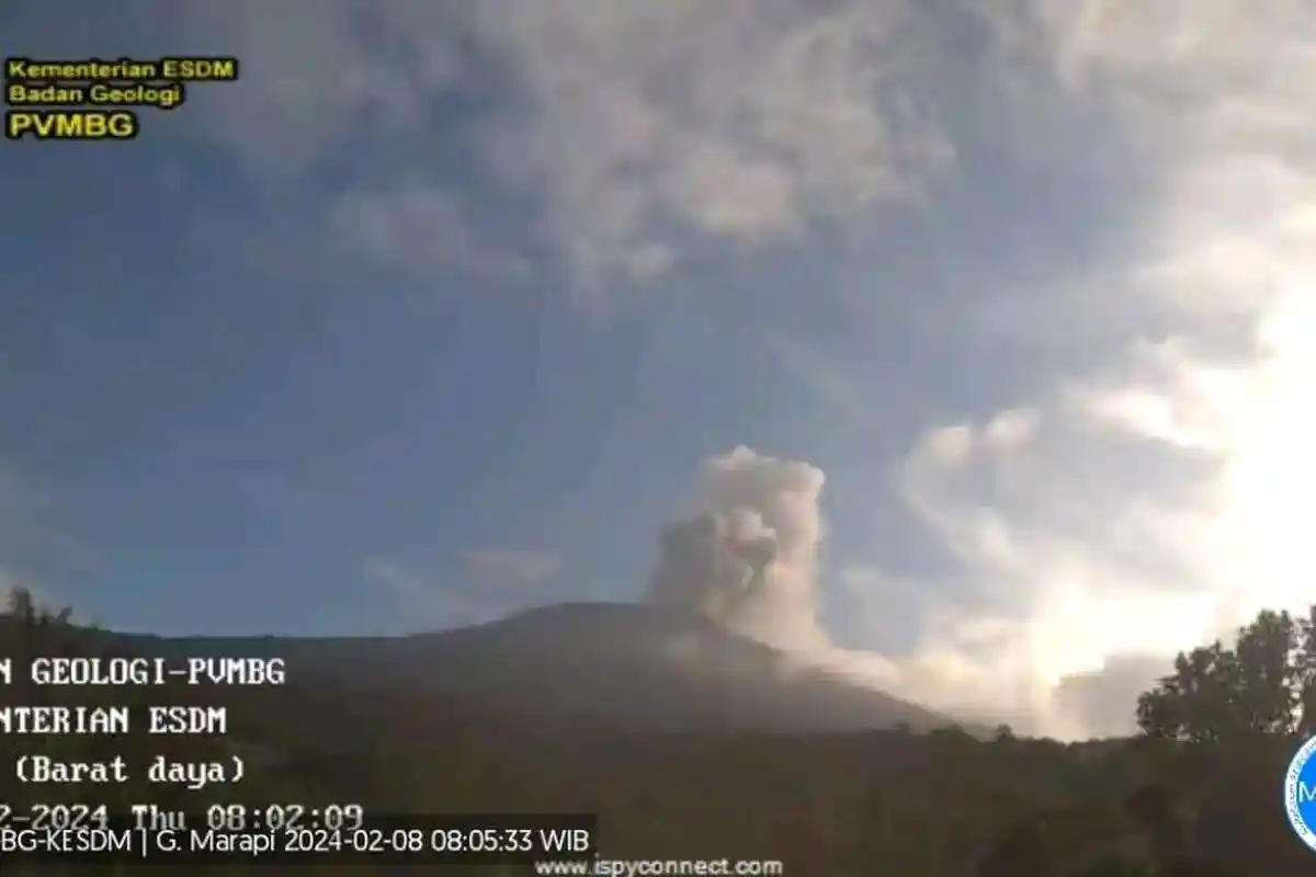 Gunung Marapi Kembali Erupsi Kamis Malam, Kolom Abu Tak Teramati