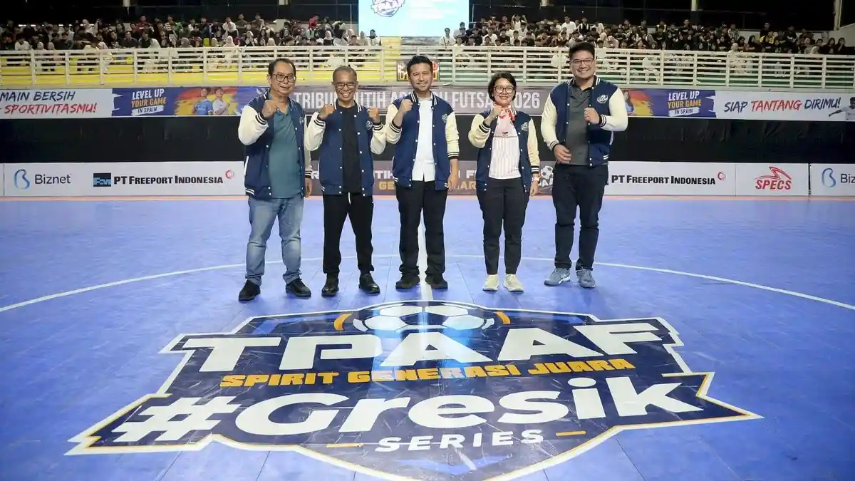 Tribun Putih Abu-abu Futsal Series 1 Gresik Dibuka, Pemain Terbaik Diberangkatkan ke Spanyol