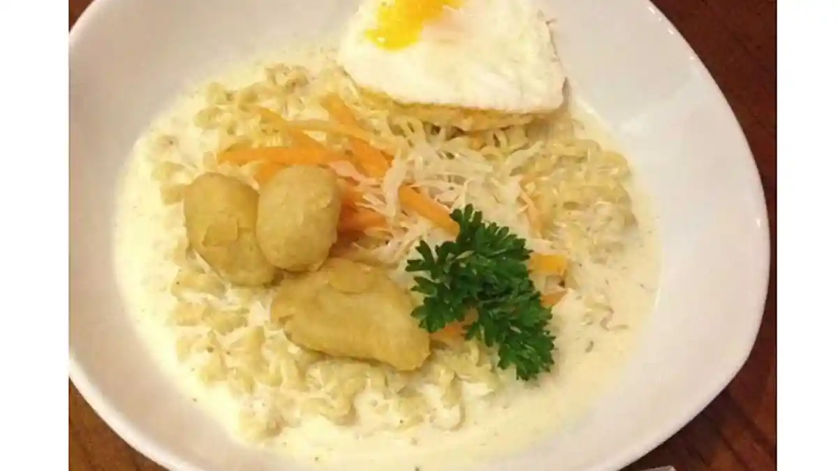 3 Olahan Mie Instan untuk Santap Sahur, Tambah Sayuran dan Kuah Susu