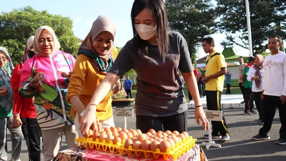Blora Gencarkan Gerakan Sedekah Telur Untuk Cegah Stunting