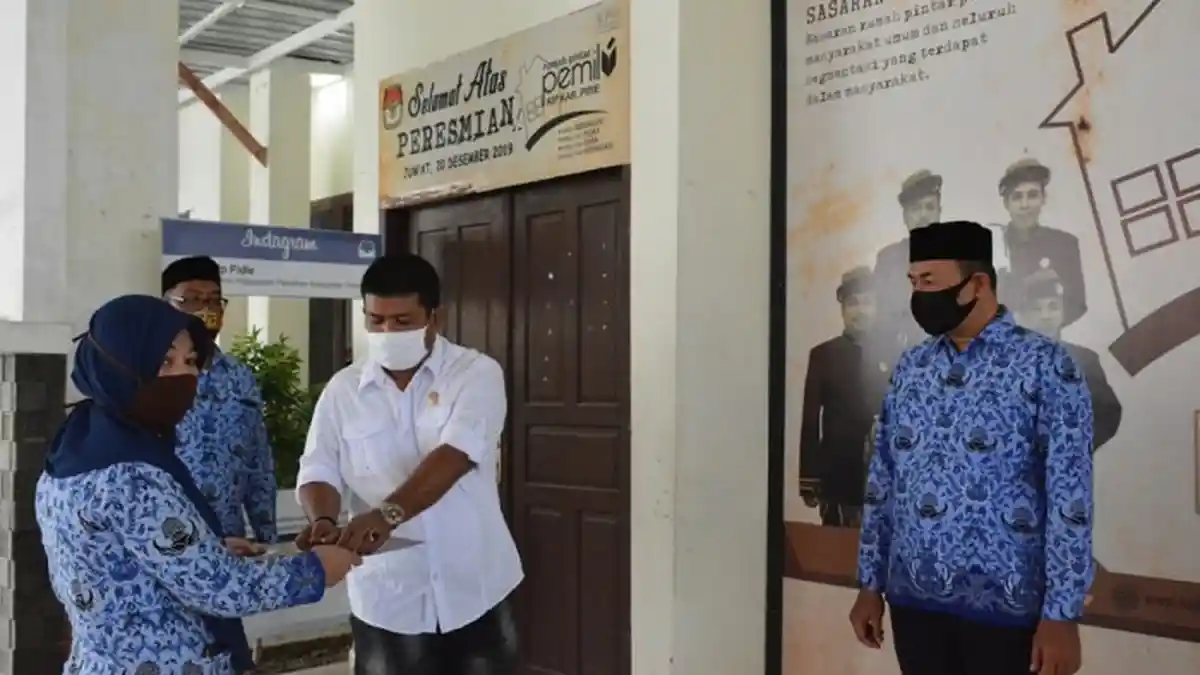 Tujuh ASN KIP Pidie Terima Satyalancana Presiden Jokowi