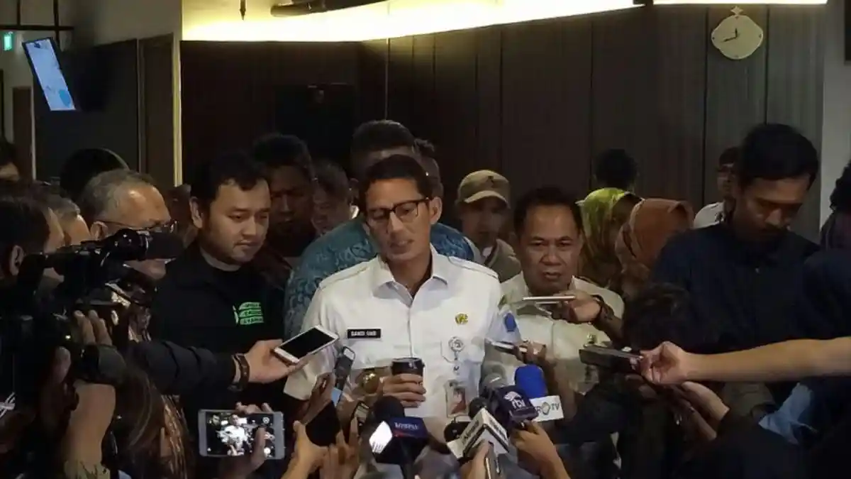 Begini Respon Sandi Soal 1500 Ton Sampah Saat Banjir