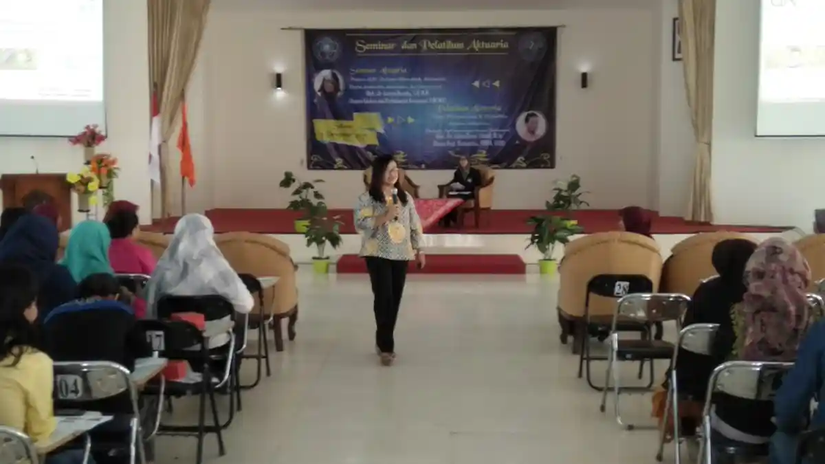 OJK Ajak Mahasiswa Berkontribusi Cetak 1000 Aktuaris pada Tahun Depan