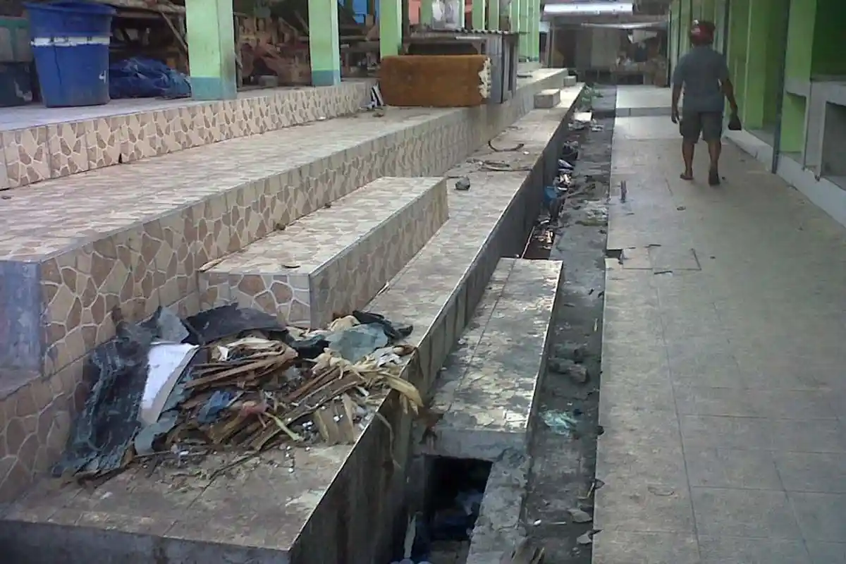 Prostitusi Online di Ende, Transaksi di Depan Pasar Potulando Modus Nongkrong