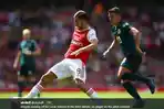 salah-satu-aksi-dari-pemain-baru-arsenal-dani-ceballos-pada-pertandingan-melawan-burnley.jpg