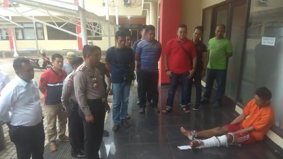 Dendam Anggap Sahabatnya Jadi Informan, Togok Tebas dan Pukul Bambang Dengan Balok Hingga Tewas