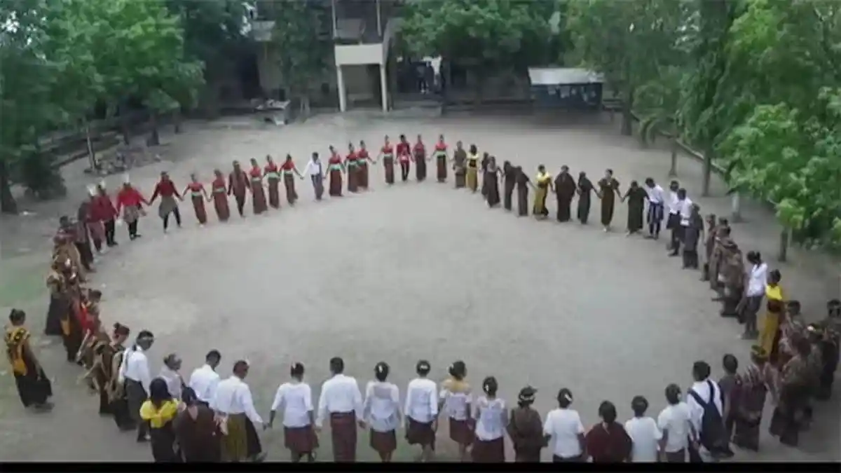 Lirik  Lagu Anak Sekolah Lamaholot . Lagu NTT dari Flores Timur 