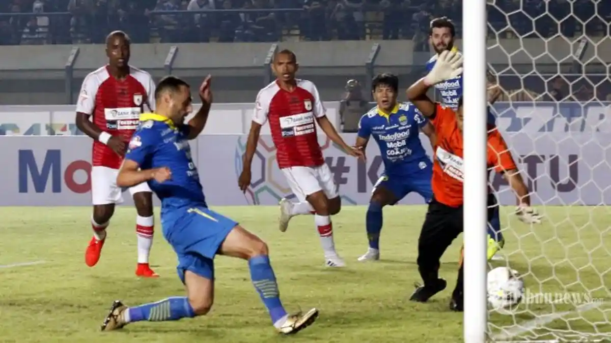 Jadwal Pengganti Persib Vs PS Tira Mepet, Jeda 2 Hari Setelah Lawan Arema, Robert Albert Keberatan