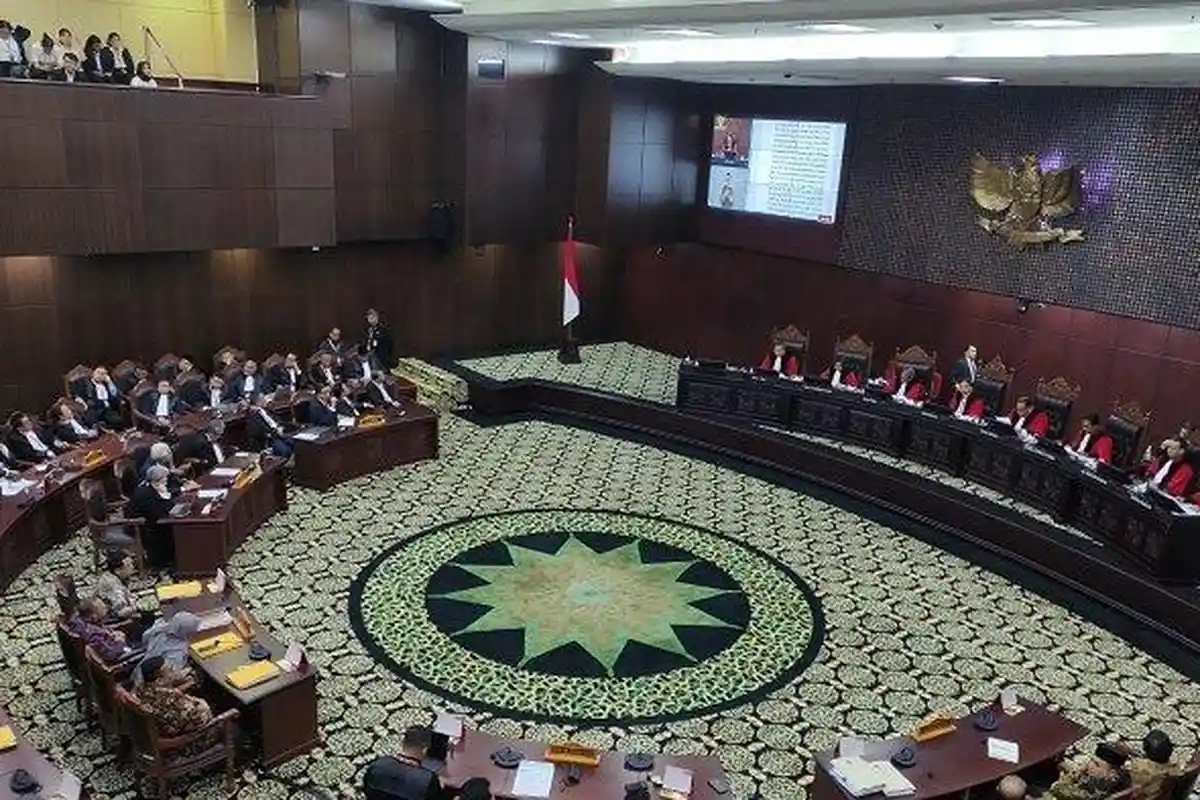 Hakim Saldi Isra: MK Bukan Keranjang Sampah Semua Masalah Pemilu