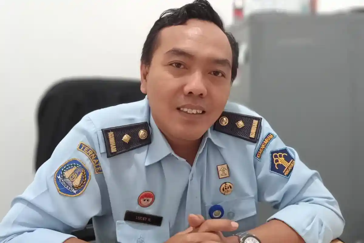 Ibadah Haji Kembali Dibuka, Kantor Imigrasi di Ternate Kebanjiran CJH