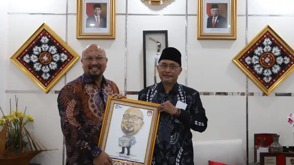 [EKSKLUSIF] Blak-blakan Ketua KPU RI Ilham Saputra: Aku Pernah Dilobi Peserta Pemilu