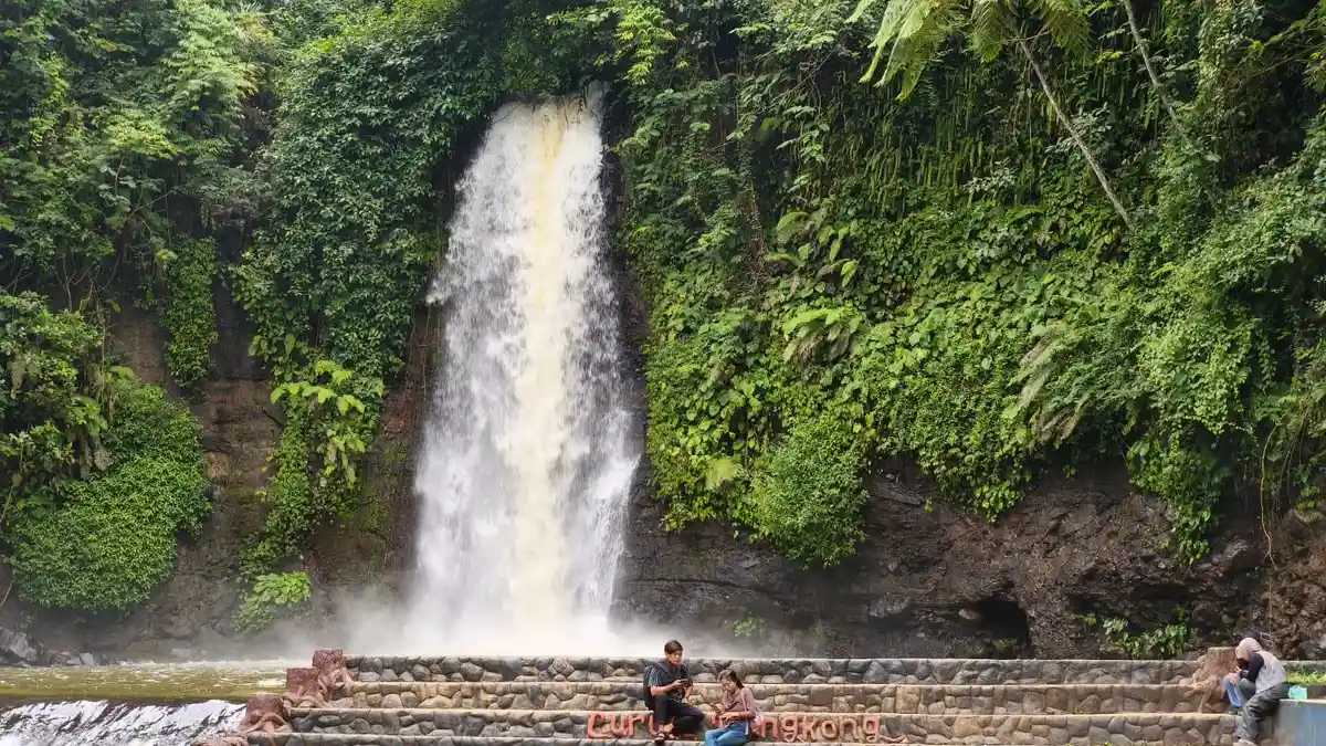 Harga Tiket Masuk Objek Wisata Curug Bangkong Kuningan - Tribuncirebon.com