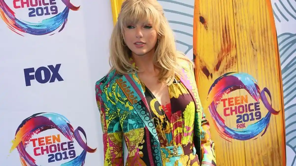 Chord kunci gitar Foolish One Taylor Swift, Wishful Thoughts Forget to Mention