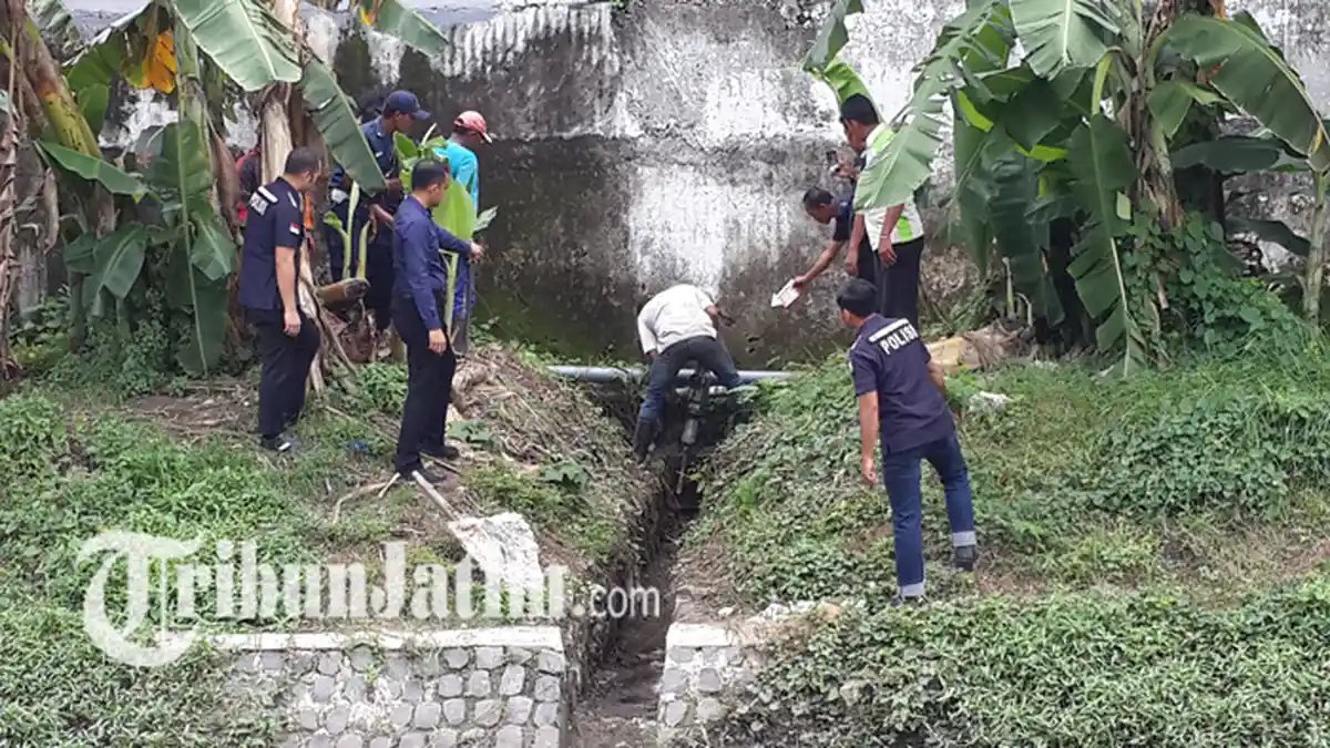Peras Perusahaan Pakai Limbah, 4 Aktivis LSM ini jadi Tersangka, 4 Lainnya DPO