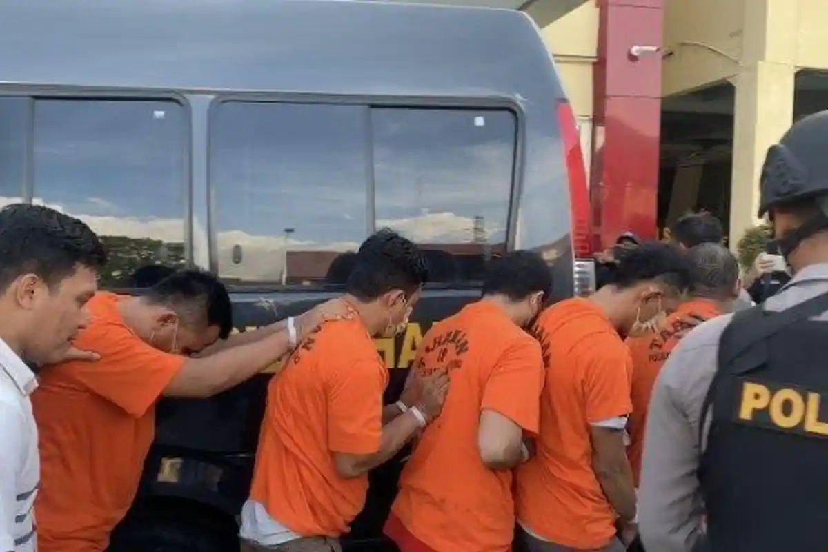 Ini Identitas dan Profesi 11 Pria Setubuhi Anak 15 Tahun, Bejatnya Mulai Dari Kepsek Sampai Polisi