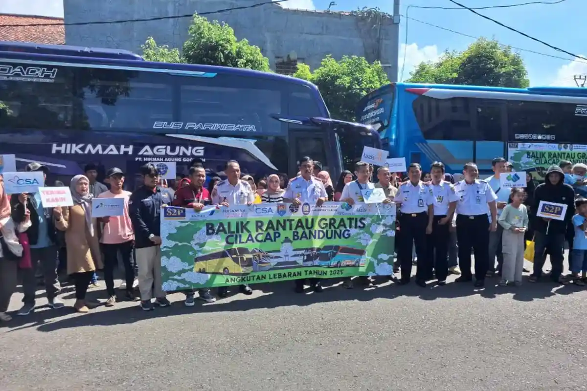 Ratusan Pemudik Program Balik Rantau Gratis Cilacap ke Bandung Dilepas Dishub Cilacap