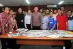 Ahok Foto Bersama Redaksi Tribun