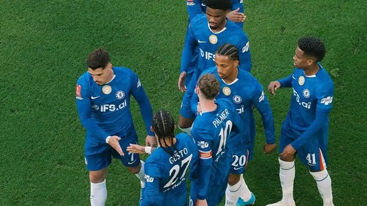 Chelsea Pertimbangkan Kepindahan Transfer Pep Chavarria dan Alex Scott - Banjarmasinpost.co.id