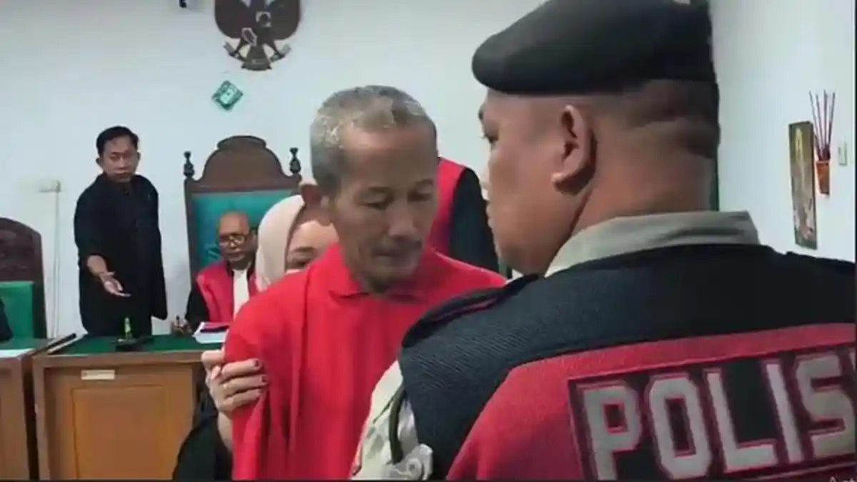 Kasus Pembunuhan Lansia di Palembang yang Jasadnya Dibakar, Terdakwa Yunas Dituntut Hukuman Mati - Sripoku.com