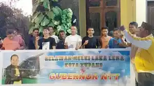 Para-Pemuda-Manutapen-di-Kota-Kupang-foto-bersama-usai.jpg