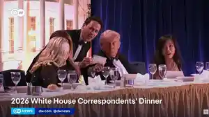 Donald-Trump-menghadiri-acara-makan-malam-tahunan-bersama-p.jpg