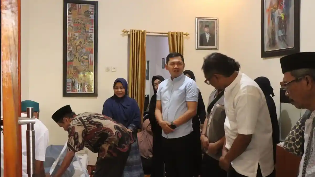 Ketua DPRD Indramayu Meninggal di Hari Raya Idulfitri, Kapolres Takziah ke Rumah Duka