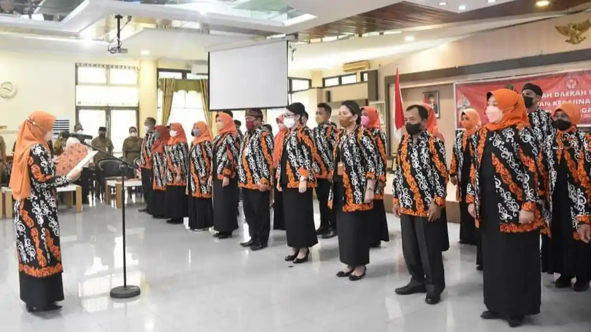 Lantik Pengurus Dekranasda, Bupati Bulungan Syarwani Imbau Pengrajin Kuasai Platform Digital dan Ini