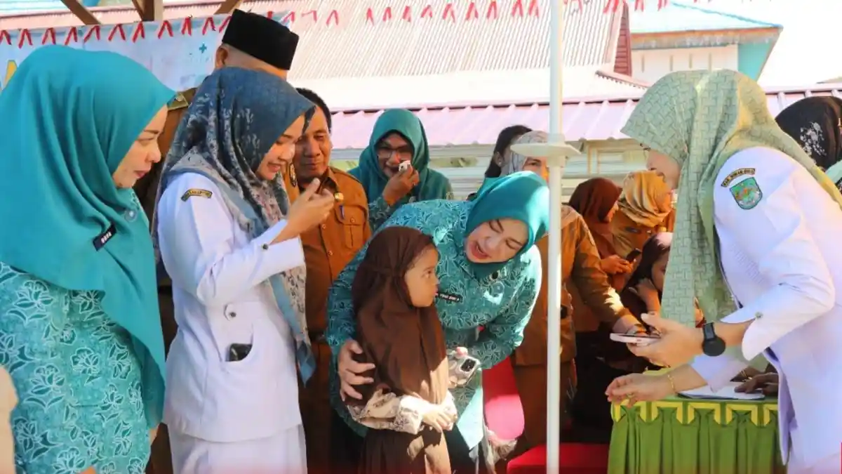 Ketua TP PKK Rohul Resmi Luncurkan Program Pemeriksaan Kesehatan Gratis di Sekolah