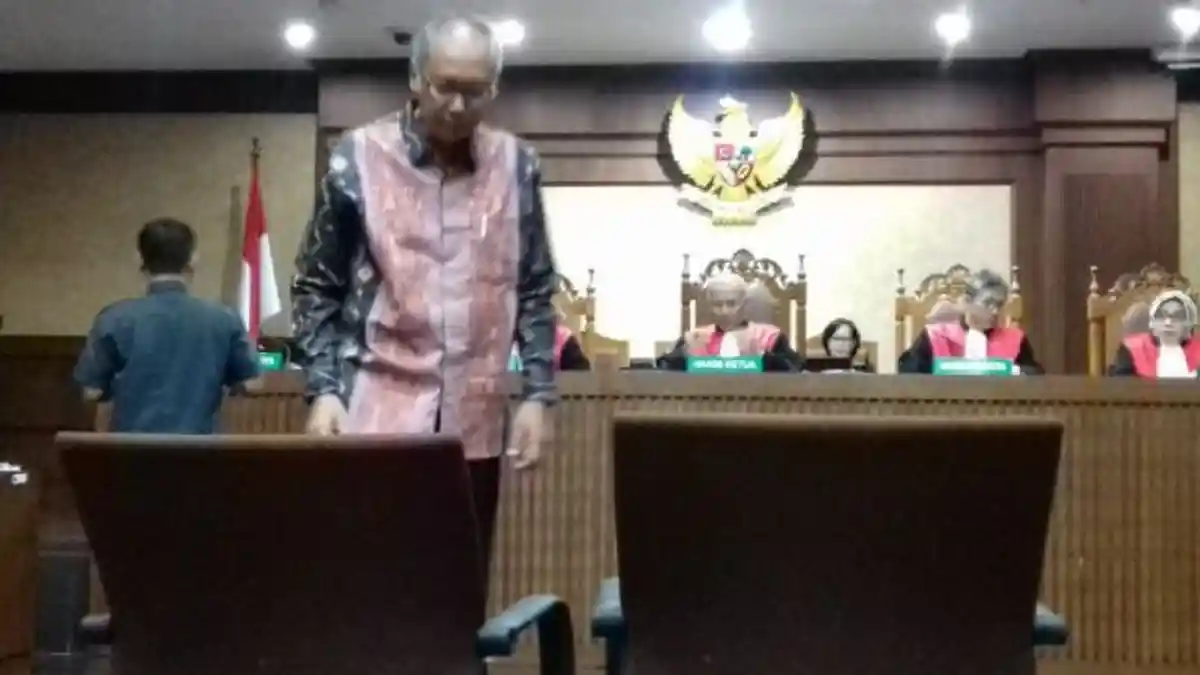 Dokter Bimanesh Akui Dua Kali Dihubungi Fredrich Sebelum Setya Novanto Kecelakaan