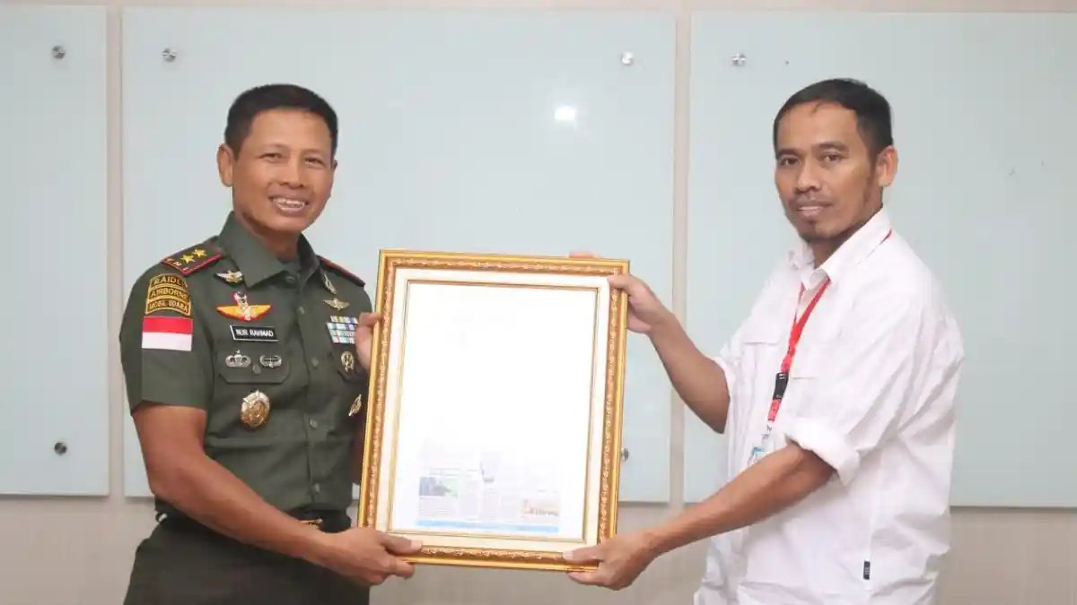Pangdam XII/Tpr Kunjungi Tribun Pontianak