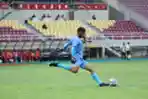 Arema FC Kalahkan Dewa United 2-0