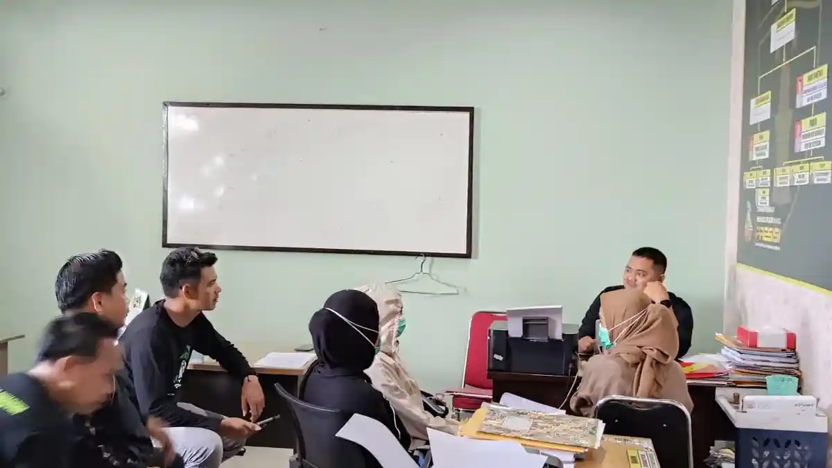 Diduga Telantarkan Istri dan Paksa Aborsi, Polda Sulbar Didesak Proses Etik dan Pidana Bripda FPA
