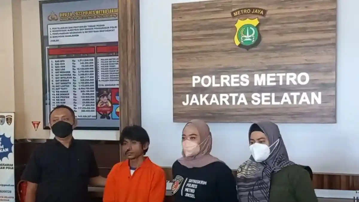 Ini Penampakan Tukang Siomay Predator Anak, Kumis Hilang Setengah Setelah Ditangkap