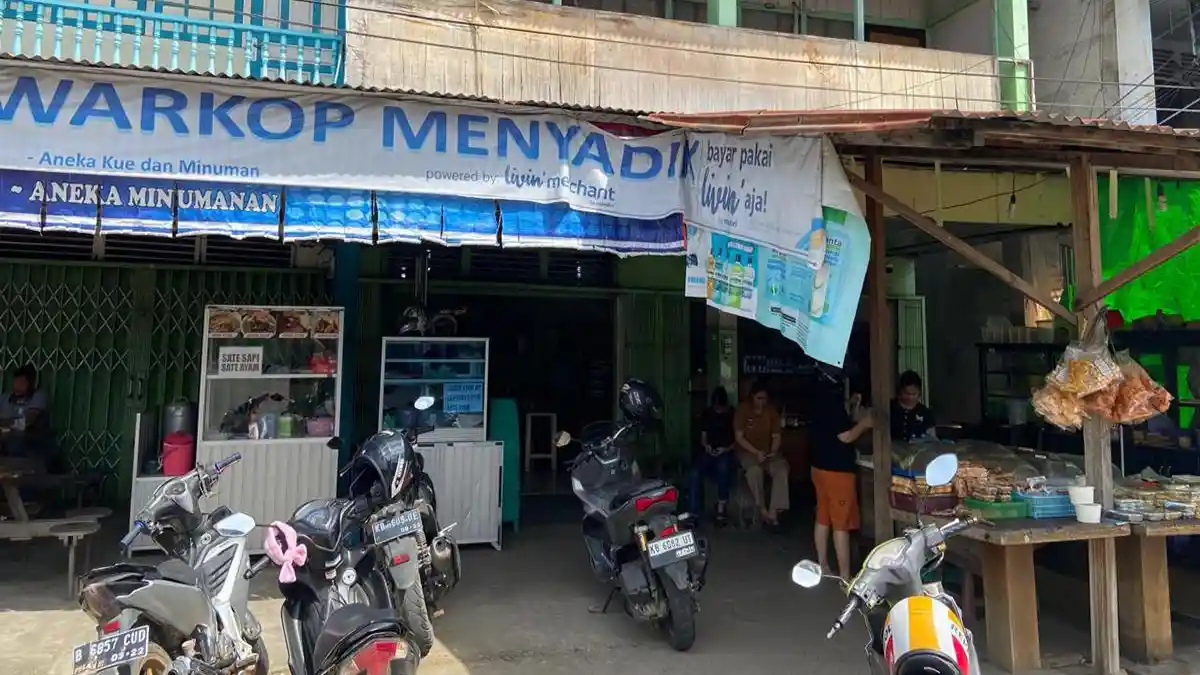 Selain Kopi, Warkop Menyadik Sediakan Menu Sarapan Pagi yang Lengkap