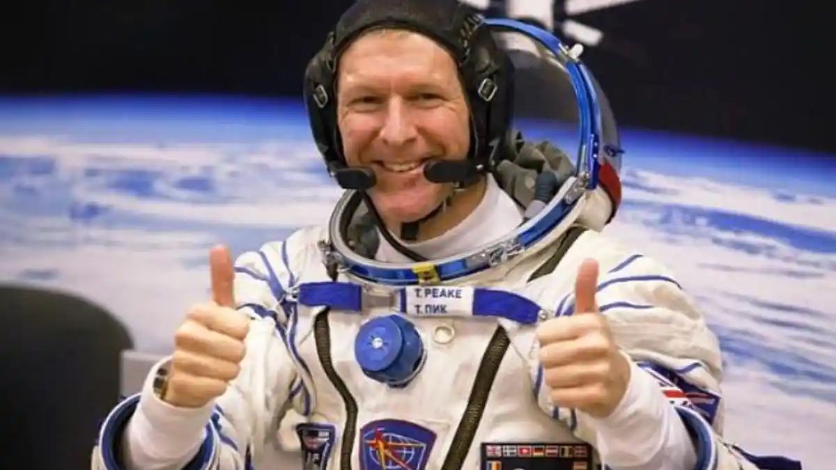 Ingin Telepon Orangtua dari Luar Angkasa, Seorang Astronot Salah Tekan Nomor