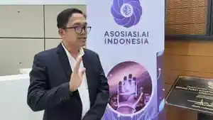 Kepala-Bidang-Riset-dan-Pengembangan-Asosiasi-AI-Indonesia-Oce-Priatna.jpg