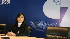 Ratu-Tisha-Destria-menjelaskan-PSSI-tidak-bisa-terburu-buru.jpg