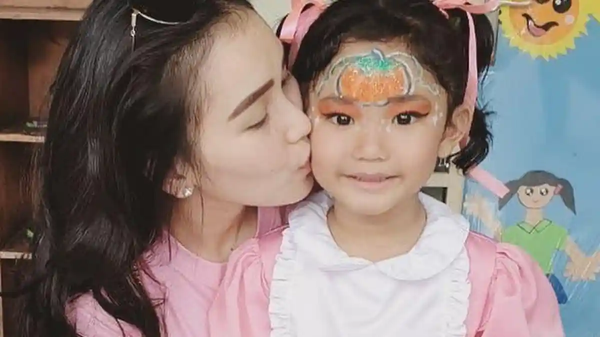 Hadiah Spesial Ayu Ting Ting untuk Bilqis yang Sudah Lancar Mengaji