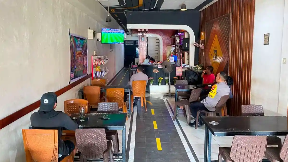 Makin Dekat, Polsek Sekayam Nobar Pildun 2026 Bangun Hubungan Dekat dengan Warga - Tribunpontianak.co.id