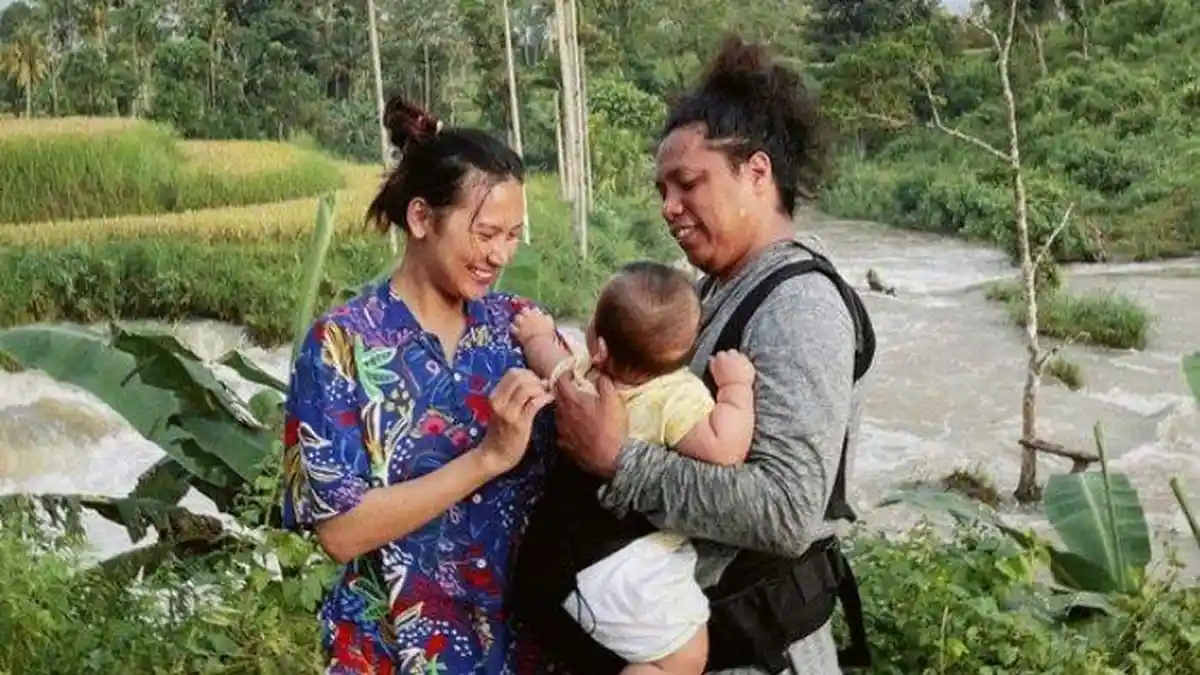 Indah Permatasari Sedih Lihat Perkembangan Terbaru Anak Arie Kriting