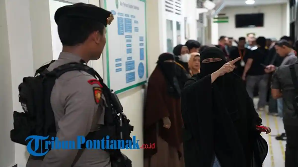 Praperadilan Kasus Pencabulan Anak Ditolak, Suasana Sidang di PN Pontianak Memanas