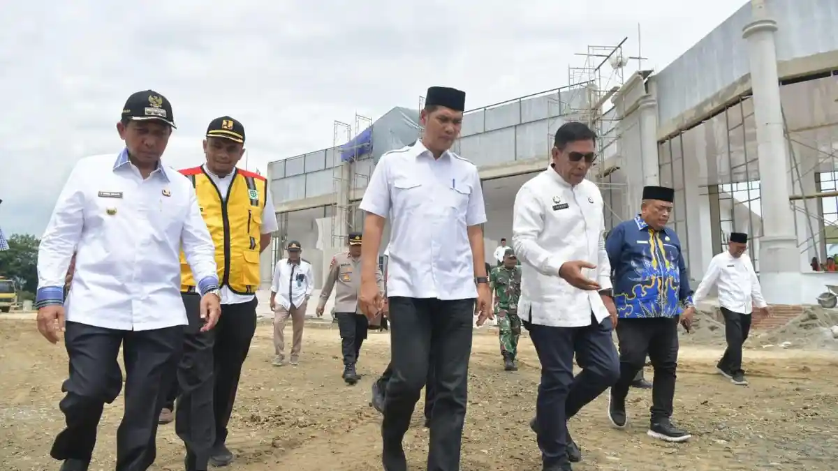 Sekda Aceh Tinjau Pembangunan Gedung Utama MTQ di Pijay dan Ingin Pastikan Progresnya