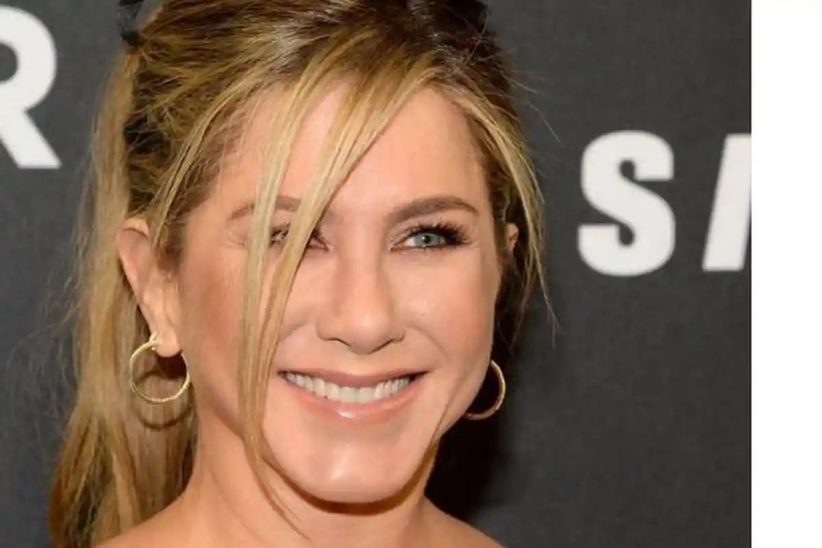 Usia 47 Tahun, Didaulat Sebagai Wanita Tercantik di Dunia, 