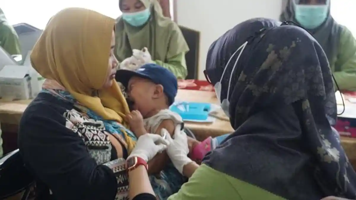 Dinkes Kukar Ingatkan Orang Tua Lengkapi Imunisasi Anak untuk Cegah Campak