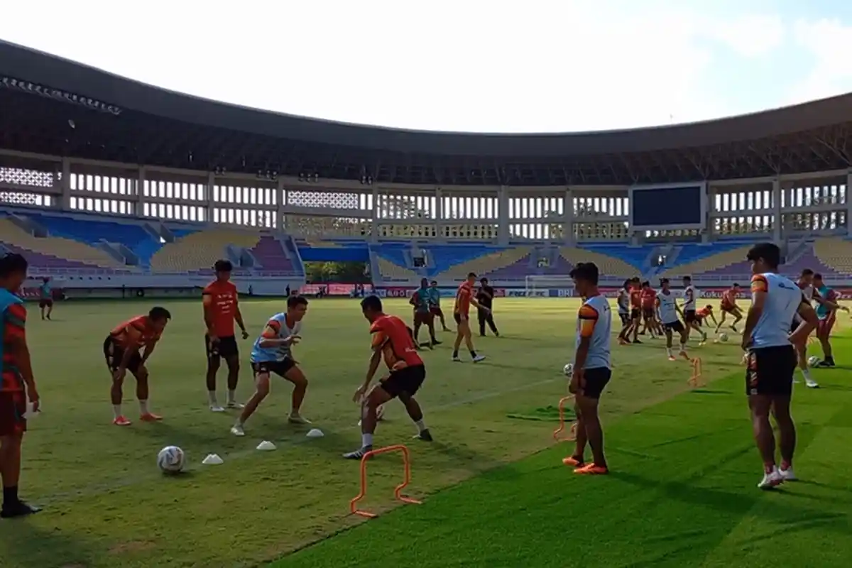 Sehari Jelang Persis Solo Vs Bali United: 2 Pemain Ini Bisa Jadi Alternatif Posisi Alexis Messidoro